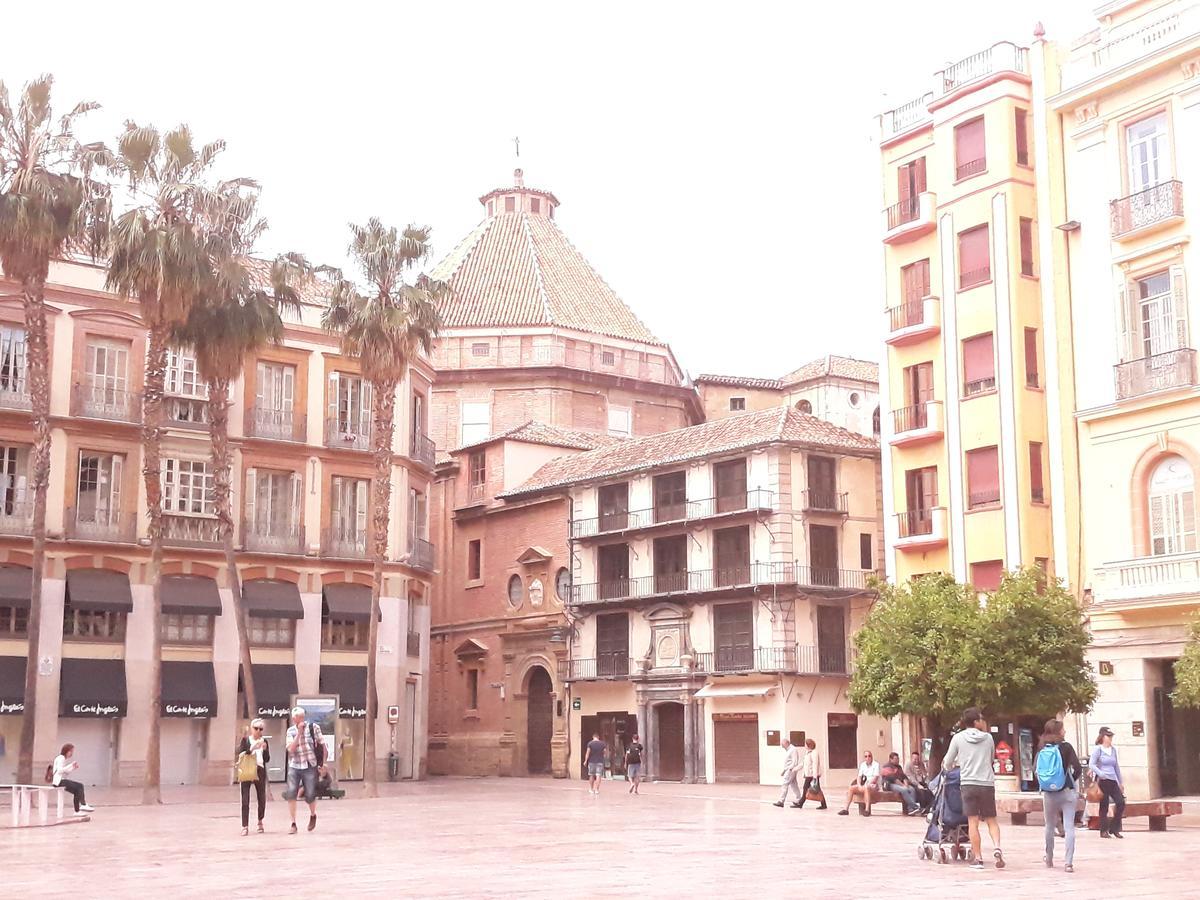 Stay Home & Away In The Heart Of Historical Town Of Málaga Buitenkant foto