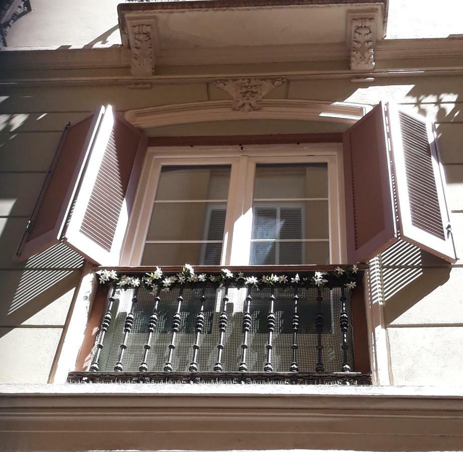 Stay Home & Away In The Heart Of Historical Town Of Málaga Buitenkant foto